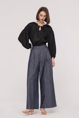 Elastic Waistband Pleated Jeans